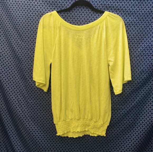 Mudd - Juniors light green top with scrunched bottom and flowy sleeves. Size - L - Picture 8 of 8